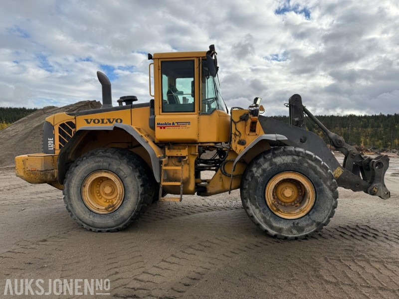 2006 Volvo L120E - Sentralsmøring - 14887 timer - اللودر بعجل: صور 4 2006 Volvo L120E - Sentralsmøring - 14887 timer - اللودر بعجل: صور 4