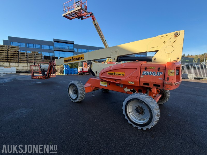2007 JLG E600JP bomlift / 20 meter arbeidshøyde - منصات هيدروليكية متنقلة: صور 1 2007 JLG E600JP bomlift / 20 meter arbeidshøyde - منصات هيدروليكية متنقلة: صور 1