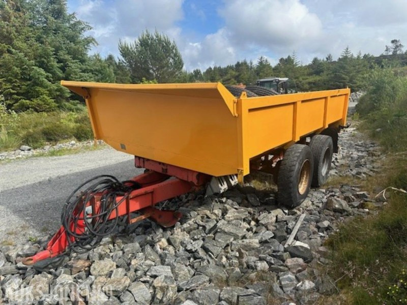 الآلات والماكينات الزراعية 2007 PRONAR T679/2: صور 1