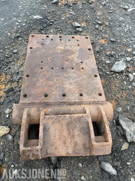 2008 Hitachi ZX670LCH-3 - Gravemaskin med hevbar hytte إيجار 2008 Hitachi ZX670LCH-3 - Gravemaskin med hevbar hytte: صور 14 2008 Hitachi ZX670LCH-3 - Gravemaskin med hevbar hytte إيجار 2008 Hitachi ZX670LCH-3 - Gravemaskin med hevbar hytte: صور 14