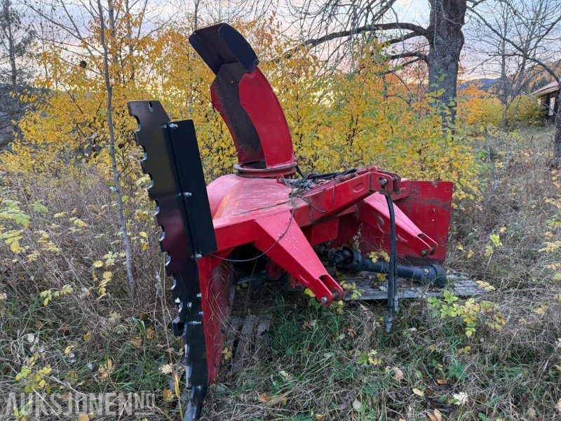 2008 Tokvam snøfreser 232HS - الآلات والماكينات الزراعية: صور 3 2008 Tokvam snøfreser 232HS - الآلات والماكينات الزراعية: صور 3