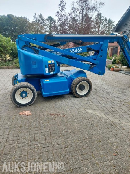 2008 UpRight AB46E bomlift med knekkarm - Arbeidshøyde 16,1 m. - Vekt: 6 700 kg - Timer: 217! - منصات هيدروليكية متنقلة: صور 3 2008 UpRight AB46E bomlift med knekkarm - Arbeidshøyde 16,1 m. - Vekt: 6 700 kg - Timer: 217! - منصات هيدروليكية متنقلة: صور 3