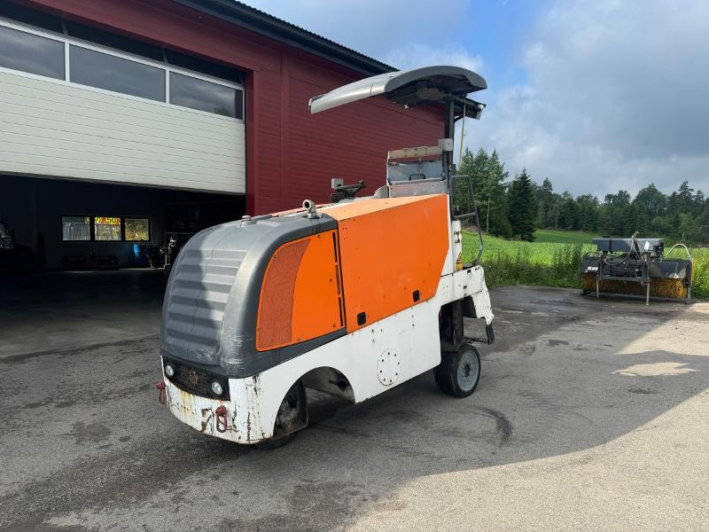 2008 Wirtgen W50DC Asfaltfres - ماكينات لصقل الأسفلت: صور 1 2008 Wirtgen W50DC Asfaltfres - ماكينات لصقل الأسفلت: صور 1