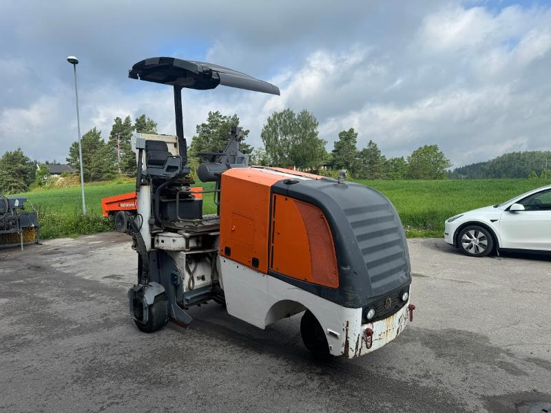 2008 Wirtgen W50DC Asfaltfres - ماكينات لصقل الأسفلت: صور 2 2008 Wirtgen W50DC Asfaltfres - ماكينات لصقل الأسفلت: صور 2