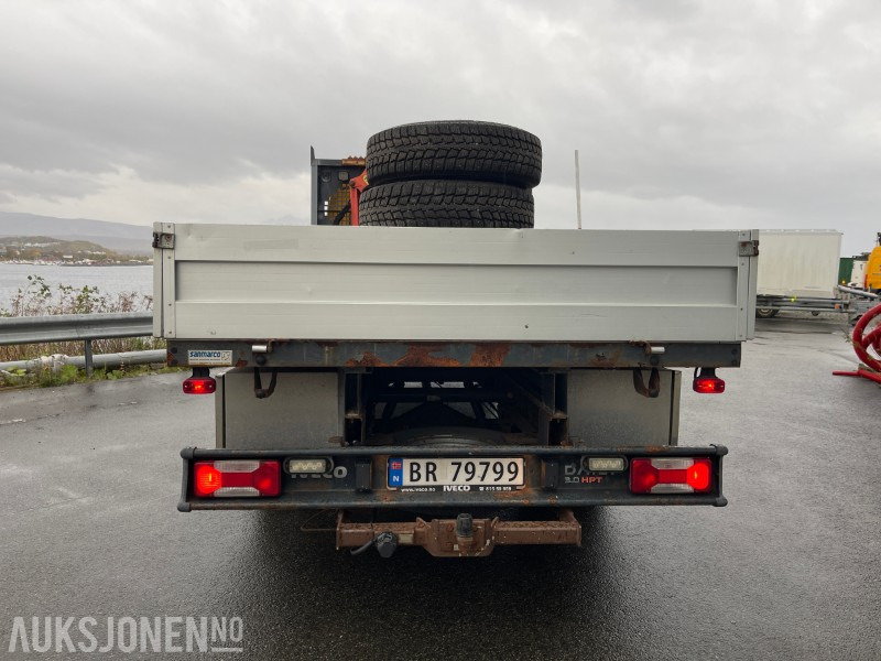 2009 Iveco Daily 3,0 - 177 Hk kranbil med nedfellbare karmer, kun 57865 km ! - شاحنة كرين: صور 5 2009 Iveco Daily 3,0 - 177 Hk kranbil med nedfellbare karmer, kun 57865 km ! - شاحنة كرين: صور 5