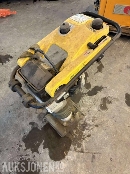 2009 Wacker Neuson Neuson Hoppetusse / Plate vibrator - مدحلة: صور 1 2009 Wacker Neuson Neuson Hoppetusse / Plate vibrator - مدحلة: صور 1