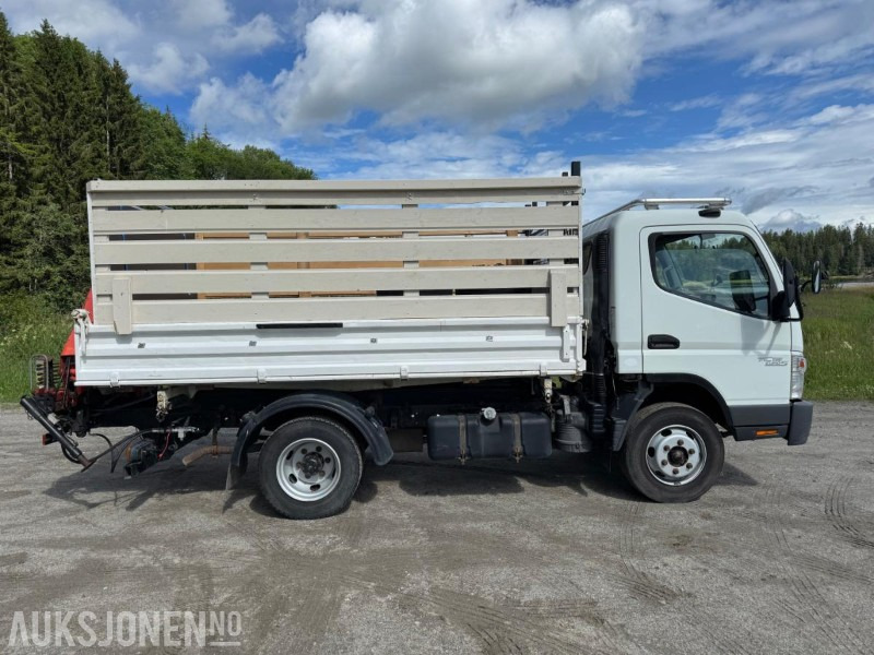 2010 Fuso FUSO 7C15 Bakmontert kran Treveis tipp Høye lemmer - قلابات: صور 3 2010 Fuso FUSO 7C15 Bakmontert kran Treveis tipp Høye lemmer - قلابات: صور 3