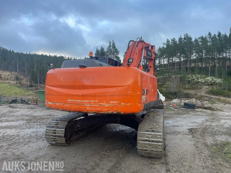 2010 Gravemaskin - Hitachi 250 LC - حفارة: صور 4 2010 Gravemaskin - Hitachi 250 LC - حفارة: صور 4