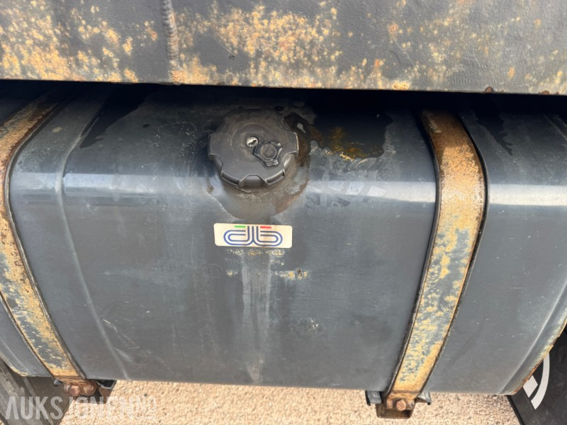 سيارة بلدية 2010 MAN TGA 8x4 Lastebil med maskinpåbygg / maskinrampe: صور 35