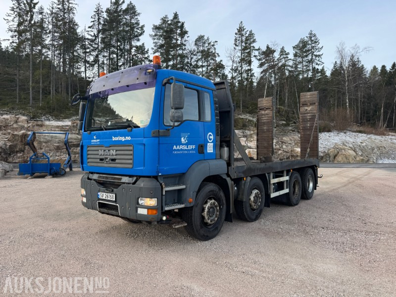 2010 MAN TGA 8x4 Lastebil med maskinpåbygg / maskinrampe - سيارة بلدية: صور 1 2010 MAN TGA 8x4 Lastebil med maskinpåbygg / maskinrampe - سيارة بلدية: صور 1