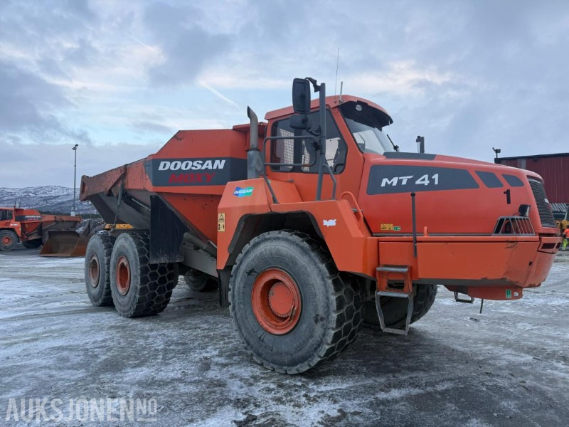 2010 Moxy MT41 Dumper - قلابة شاحنة: صور 2 2010 Moxy MT41 Dumper - قلابة شاحنة: صور 2