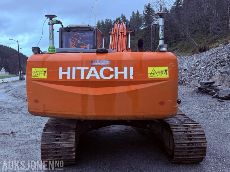 2011 Hitachi ZX210 LC-3 beltegraver KUN 8475 timer - GPS, RT80 Rototilt, Sentralsmøring - حفارة: صور 5 2011 Hitachi ZX210 LC-3 beltegraver KUN 8475 timer - GPS, RT80 Rototilt, Sentralsmøring - حفارة: صور 5