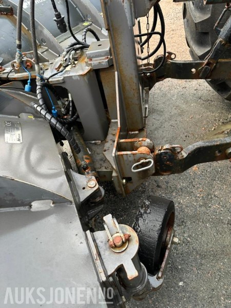 2011 Holms 3,2 m vikplog - الآلات والماكينات الزراعية: صور 5 2011 Holms 3,2 m vikplog - الآلات والماكينات الزراعية: صور 5