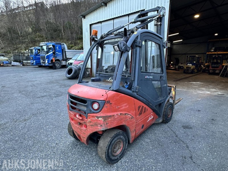 2011 Linde H25D-01 gaffeltruck m/tilt og sideforskyvning, 6485 timer - معدات المناولة: صور 5 2011 Linde H25D-01 gaffeltruck m/tilt og sideforskyvning, 6485 timer - معدات المناولة: صور 5