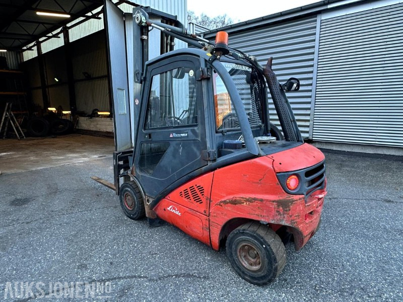 2011 Linde H25D-01 gaffeltruck m/tilt og sideforskyvning, 6485 timer - معدات المناولة: صور 3 2011 Linde H25D-01 gaffeltruck m/tilt og sideforskyvning, 6485 timer - معدات المناولة: صور 3