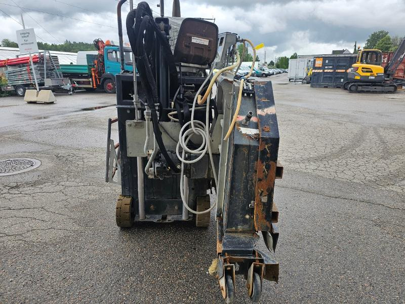 2011 RELLOK Cutting Solutions RSF 750 - fullhydraulisk veisag/gulvsag for asfalt/betong - معدات البناء: صور 5 2011 RELLOK Cutting Solutions RSF 750 - fullhydraulisk veisag/gulvsag for asfalt/betong - معدات البناء: صور 5