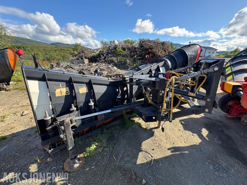 2011 Tellefsdal K70 Skjær - ملحقات - آلات البناء: صور 4 2011 Tellefsdal K70 Skjær - ملحقات - آلات البناء: صور 4