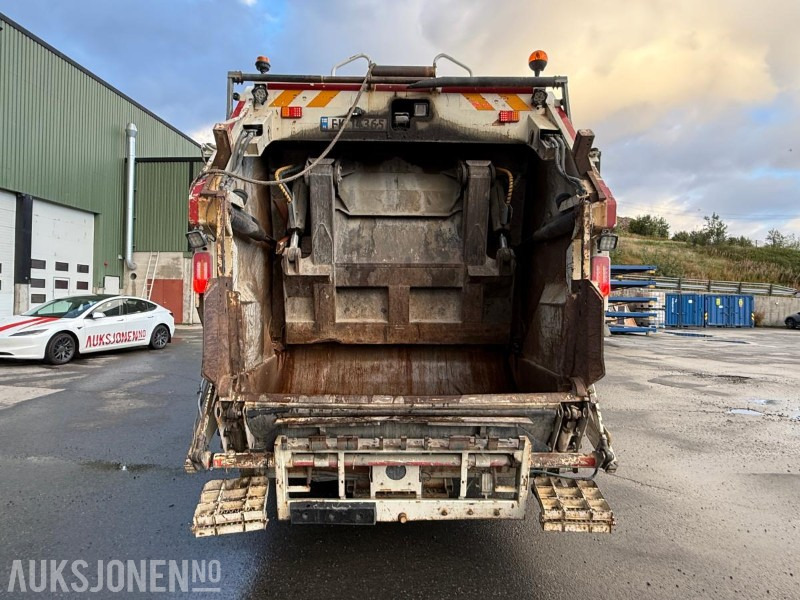2011 Volvo FM330 6X2 Komprimatorbil 22M3 - Strøere - Baklaster - 353908KM - شاحنة القمامة: صور 4 2011 Volvo FM330 6X2 Komprimatorbil 22M3 - Strøere - Baklaster - 353908KM - شاحنة القمامة: صور 4