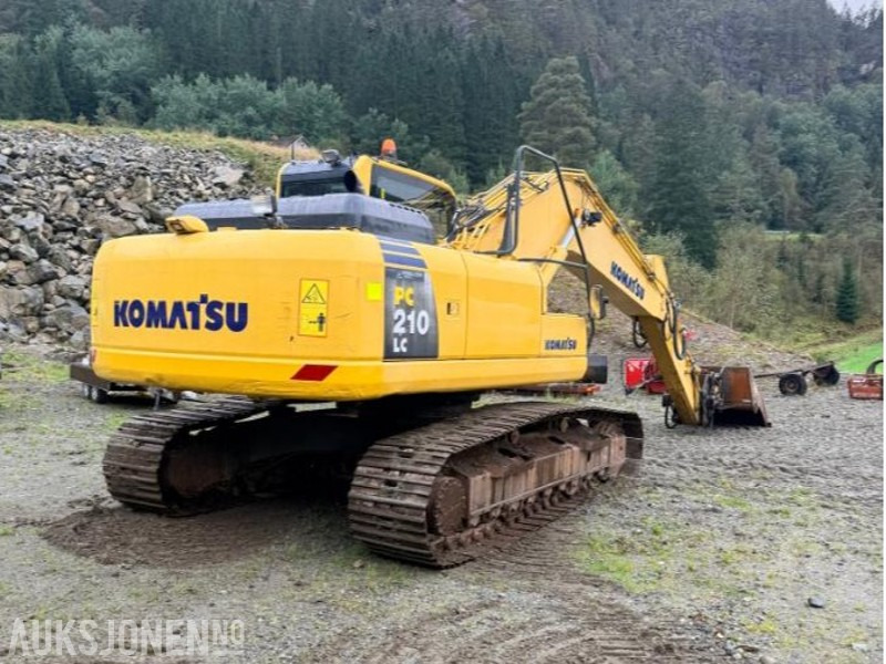 حفارة 2012 Komatsu PC 210 LC-8 MVA FRI BELTEGRAVER: صور 9