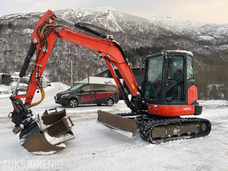 2012 Kubota KX057-4 Gravemaskin med tiltrotator, tre skuffer, kun 4408 timer - حفارة مصغرة: صور 1 2012 Kubota KX057-4 Gravemaskin med tiltrotator, tre skuffer, kun 4408 timer - حفارة مصغرة: صور 1