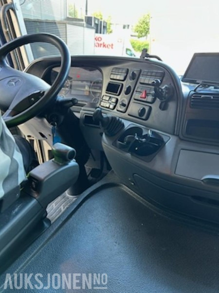 بصندوق مغلق شاحنة 2012 Mercedes-Benz ACTROS skapbil/thermo med frys - Bilen har full service historikk - 573000 km.: صور 10