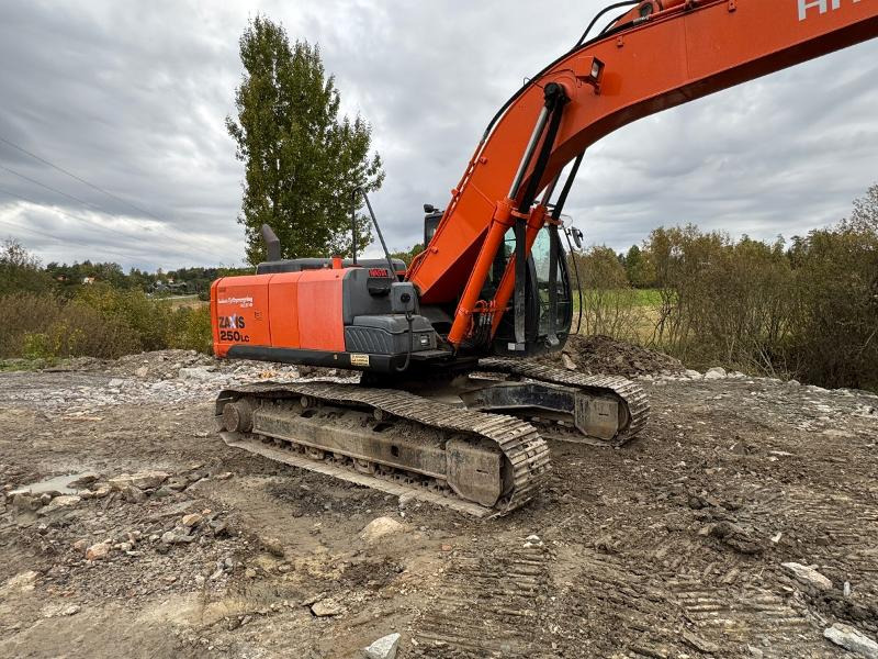 2013 Hitachi ZX250LC-5B,Servicehistorikk, Tiltrotator,sorterings-/rivningsklype,pigghammer, 3 skuffer - حفارة: صور 5 2013 Hitachi ZX250LC-5B,Servicehistorikk, Tiltrotator,sorterings-/rivningsklype,pigghammer, 3 skuffer - حفارة: صور 5