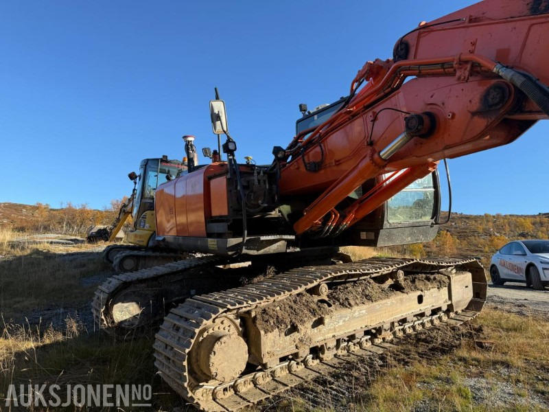 2013 Hitachi Zaxis 210LC - حفارة: صور 5 2013 Hitachi Zaxis 210LC - حفارة: صور 5