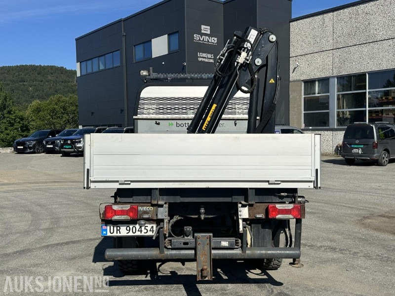 2013 Iveco 55S17 4x4 m/Hiab 022t Kran - 108091 KM - شاحنة كرين: صور 4 2013 Iveco 55S17 4x4 m/Hiab 022t Kran - 108091 KM - شاحنة كرين: صور 4