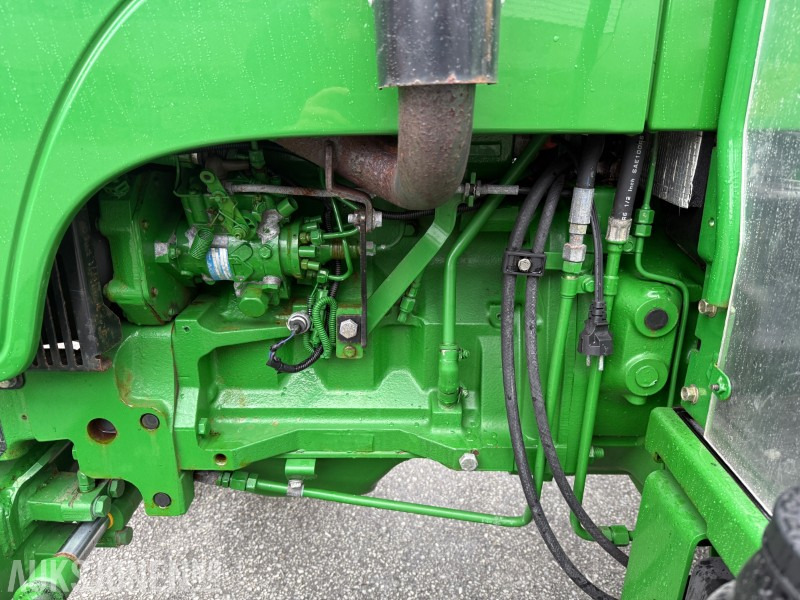 جرار 2013 John Deere 5055E 40 km TRAKTOR: صور 10