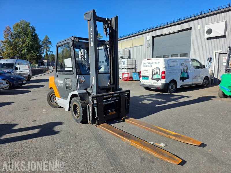 2013 Still truck R70-45 diesel hybrid technology - معدات المناولة: صور 2 2013 Still truck R70-45 diesel hybrid technology - معدات المناولة: صور 2