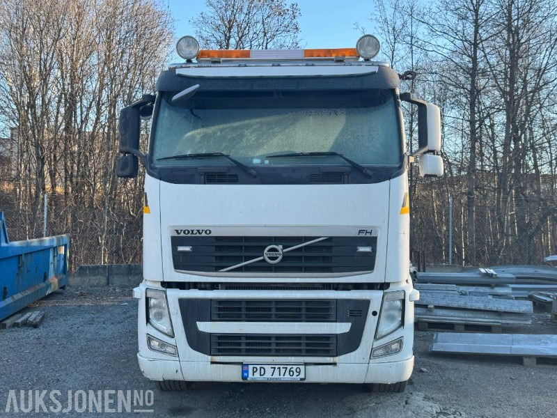 2013 Volvo FH 62RB kranbil / HIAB kran / 28 tonnmeter - شاحنة كرين: صور 2 2013 Volvo FH 62RB kranbil / HIAB kran / 28 tonnmeter - شاحنة كرين: صور 2