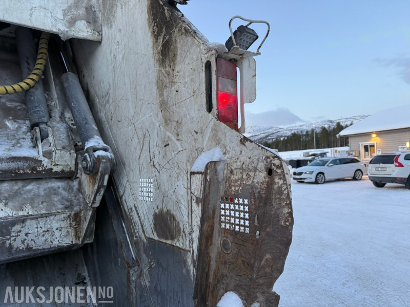 شاحنة القمامة 2013 Volvo FM – Renovasjonsbil – JOAB Anaconda HD – Kran – 358 257 km: صور 18