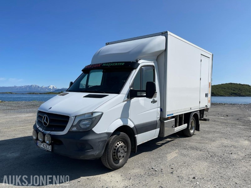 2014 Mercedes-Benz 516 Bluetec Sprinter Automat, kun 157716 km, SKAB påbygg, og 750 kg Zepro bakløft - بصندوق مغلق شاحنة: صور 1 2014 Mercedes-Benz 516 Bluetec Sprinter Automat, kun 157716 km, SKAB påbygg, og 750 kg Zepro bakløft - بصندوق مغلق شاحنة: صور 1