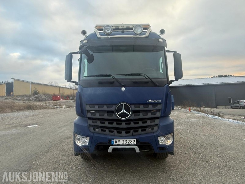 2014 Mercedes-Benz Arocs KROKBIL M/DUMPERKASSE EURO 6 SERVICEHISTORIKK NYLIG EU-GODKJENT 510HK - شاحنة ذات الخطاف: صور 3 2014 Mercedes-Benz Arocs KROKBIL M/DUMPERKASSE EURO 6 SERVICEHISTORIKK NYLIG EU-GODKJENT 510HK - شاحنة ذات الخطاف: صور 3