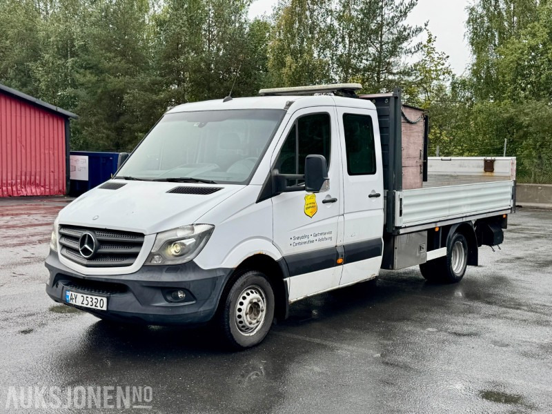 2014 Mercedes-Benz Sprinter 516 CDI planbil, 5-tonn, dobbelkabin, bakløft, lysbjelke - شاحنات مسطحة: صور 1 2014 Mercedes-Benz Sprinter 516 CDI planbil, 5-tonn, dobbelkabin, bakløft, lysbjelke - شاحنات مسطحة: صور 1