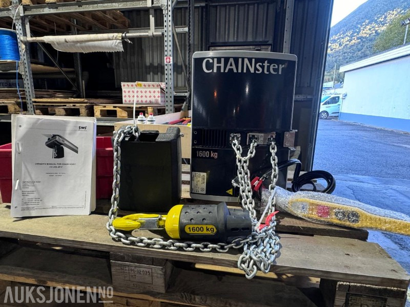 2015 SWF - Chainster 1600 kg - CC-045.2P-F - Elektrisk kjetting talje - Med kabelkontroll - Ubrukt i eske - معدات البناء: صور 1 2015 SWF - Chainster 1600 kg - CC-045.2P-F - Elektrisk kjetting talje - Med kabelkontroll - Ubrukt i eske - معدات البناء: صور 1