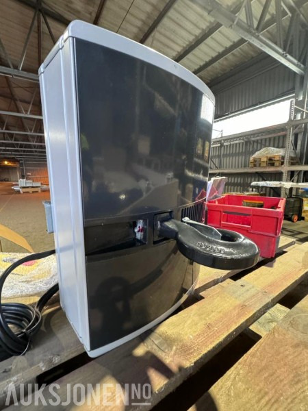 2015 SWF - Chainster 1600 kg - CC-045.2P-F - Elektrisk kjetting talje - Med kabelkontroll - Ubrukt i eske - معدات البناء: صور 3 2015 SWF - Chainster 1600 kg - CC-045.2P-F - Elektrisk kjetting talje - Med kabelkontroll - Ubrukt i eske - معدات البناء: صور 3