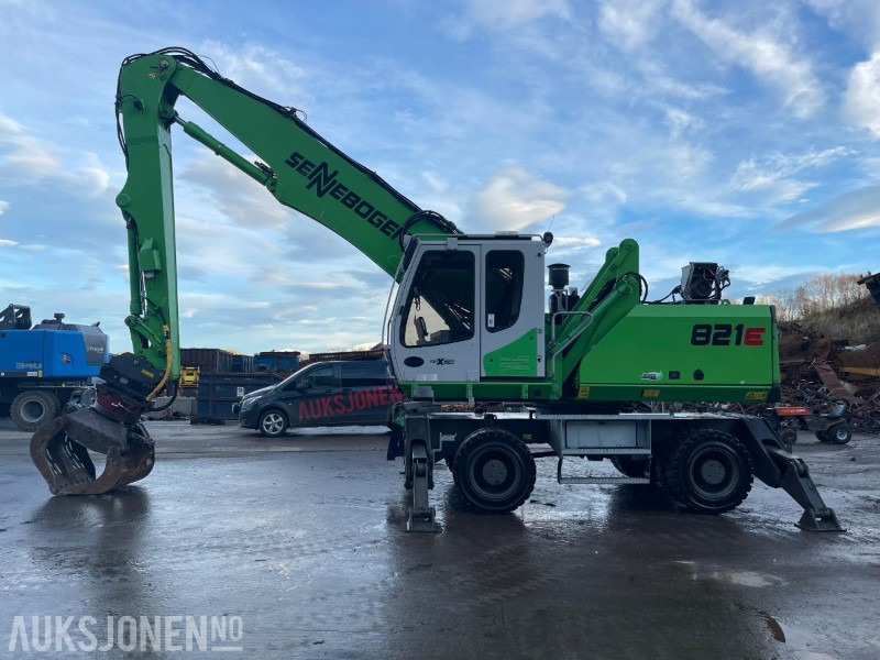 2015 Sennebogen 821M Hjulgraver med hevbar hytte, roterende sorterings klype, leveres med ny sertifisering - حفارة: صور 3 2015 Sennebogen 821M Hjulgraver med hevbar hytte, roterende sorterings klype, leveres med ny sertifisering - حفارة: صور 3