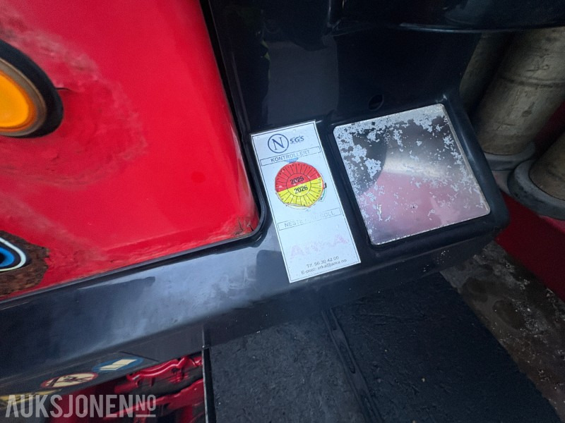 2015 Volvo FM 500 8x4 kranbil - Effer 215/6S kran og ARKA planpåbygg - EU godkjent til 30.09.26 - شاحنة كرين: صور 5 2015 Volvo FM 500 8x4 kranbil - Effer 215/6S kran og ARKA planpåbygg - EU godkjent til 30.09.26 - شاحنة كرين: صور 5