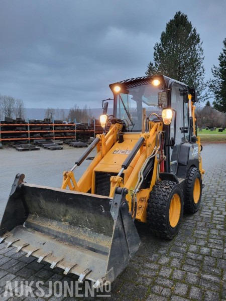 2016 JCB 1CX - Traktorgraver med graveskuff og frontlaster - حفار متعدد الاستخدام: صور 1 2016 JCB 1CX - Traktorgraver med graveskuff og frontlaster - حفار متعدد الاستخدام: صور 1