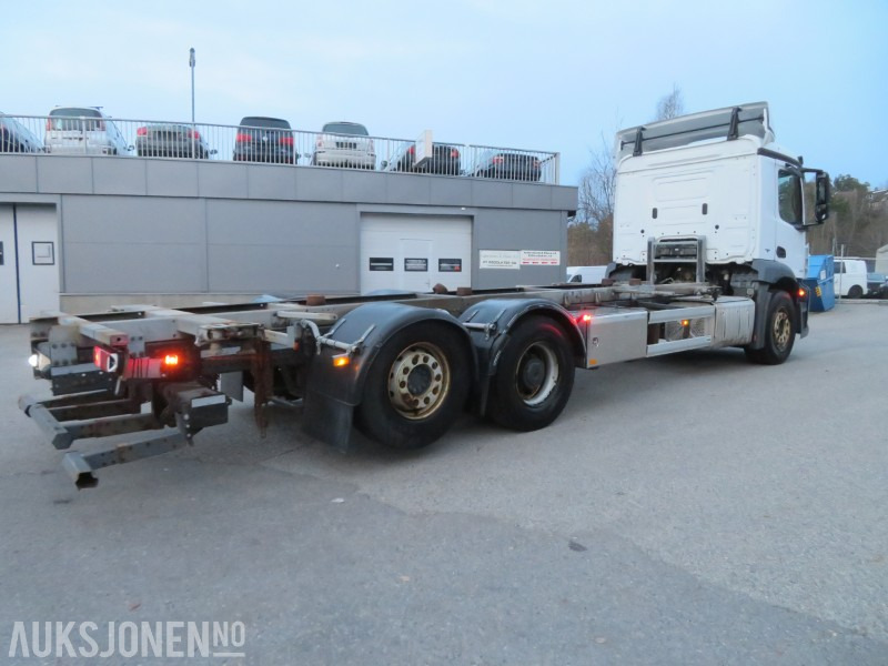 2016 Mercedes-Benz ANTOS 2535, kun 72109 km, automat, multiratt, ryggekamera, - شاحنات الحاويات / جسم علوي قابل للتغيير شاحنة: صور 4 2016 Mercedes-Benz ANTOS 2535, kun 72109 km, automat, multiratt, ryggekamera, - شاحنات الحاويات / جسم علوي قابل للتغيير شاحنة: صور 4