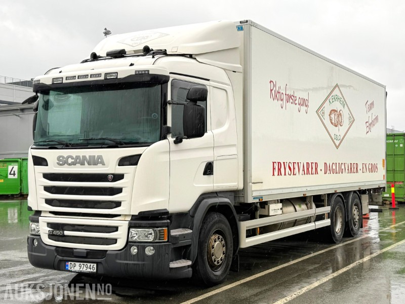 2016 Scania G450 med 2-soners kjøl- og frys, kun 1 eier! Gullavtale, Zepro, Onspot kjettinger, ryggekamera - بصندوق مغلق شاحنة: صور 1 2016 Scania G450 med 2-soners kjøl- og frys, kun 1 eier! Gullavtale, Zepro, Onspot kjettinger, ryggekamera - بصندوق مغلق شاحنة: صور 1