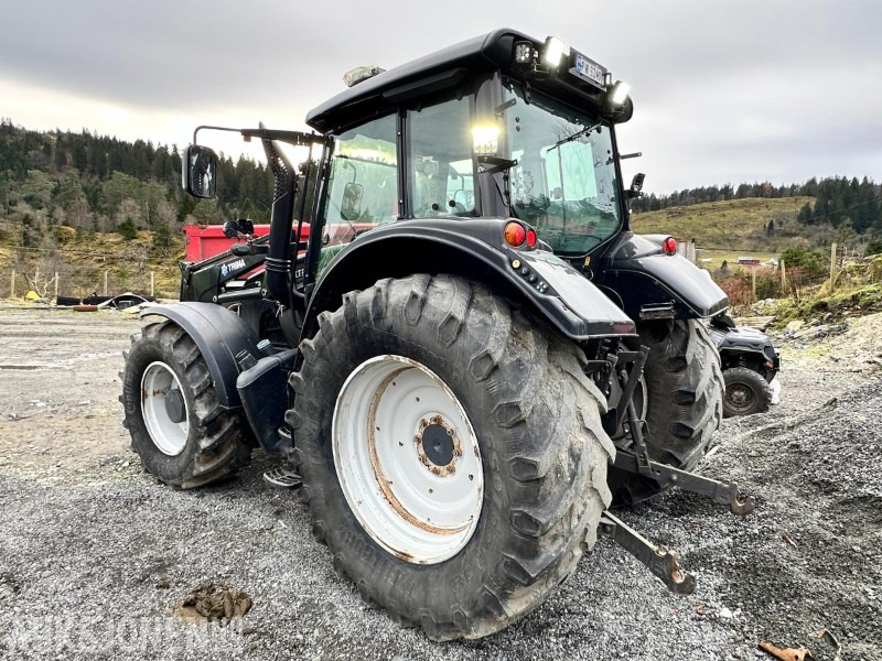 2016 Valtra N163 Direct m/Trima frontlaster, 6080 timer - جرار: صور 3 2016 Valtra N163 Direct m/Trima frontlaster, 6080 timer - جرار: صور 3