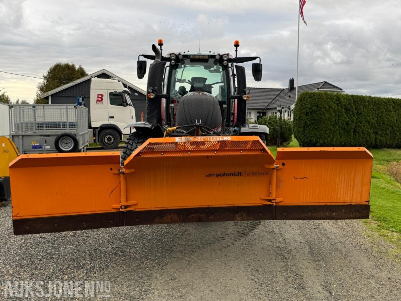 2016 Valtra T174E med Schmidt Tellefsdal U-LS 43.6 plog (2022), Valtra 76 frontlaster og betong lodd - جرار: صور 2 2016 Valtra T174E med Schmidt Tellefsdal U-LS 43.6 plog (2022), Valtra 76 frontlaster og betong lodd - جرار: صور 2