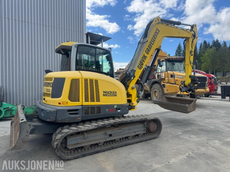 2016 Wacker Neuson ET 90 GRAVEMASKIN MED ROTOTILT, SENTRALSMØRING OG 3 SKUFFER - حفارة: صور 4 2016 Wacker Neuson ET 90 GRAVEMASKIN MED ROTOTILT, SENTRALSMØRING OG 3 SKUFFER - حفارة: صور 4