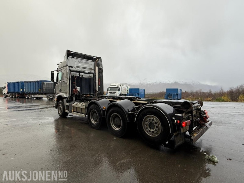 2017 Mercedes-Benz AROCS 3258 Krokbil 8X4 - Hiab 22T - Påkostet - export - 330000KM - شاحنة ذات الخطاف: صور 3 2017 Mercedes-Benz AROCS 3258 Krokbil 8X4 - Hiab 22T - Påkostet - export - 330000KM - شاحنة ذات الخطاف: صور 3