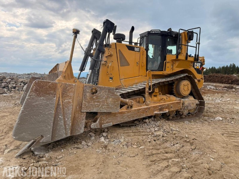 2018 Cat D8T DOZER TRIMBLE GPS - معدات البناء: صور 2 2018 Cat D8T DOZER TRIMBLE GPS - معدات البناء: صور 2