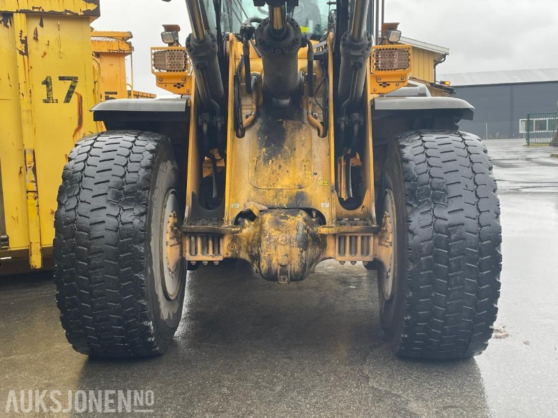 2018 Volvo 4 stk dekk uten felg - 4 stk Hjullaster hjul - Bridestone V-Steel Snow Wegde vsw 23.5 R25 - معدات البناء: صور 3 2018 Volvo 4 stk dekk uten felg - 4 stk Hjullaster hjul - Bridestone V-Steel Snow Wegde vsw 23.5 R25 - معدات البناء: صور 3