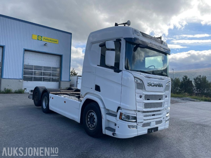 2020 Scania R580 6X2 CHASSIS - 570.526 KM/VBG/HELLUFT - الشاسيه شاحنة: صور 2 2020 Scania R580 6X2 CHASSIS - 570.526 KM/VBG/HELLUFT - الشاسيه شاحنة: صور 2