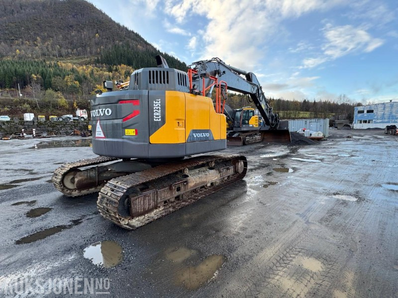 2020 Volvo ECR 235EL Gravemaskin - S70 feste - Pusskuffe - Sentralsmøring - bunkringspumpe - Tiltrotator - Pusskuffe - Sertifisert - حفارة: صور 3 2020 Volvo ECR 235EL Gravemaskin - S70 feste - Pusskuffe - Sentralsmøring - bunkringspumpe - Tiltrotator - Pusskuffe - Sertifisert - حفارة: صور 3